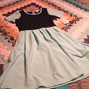 NWT Lularoe Amelia dress size M
